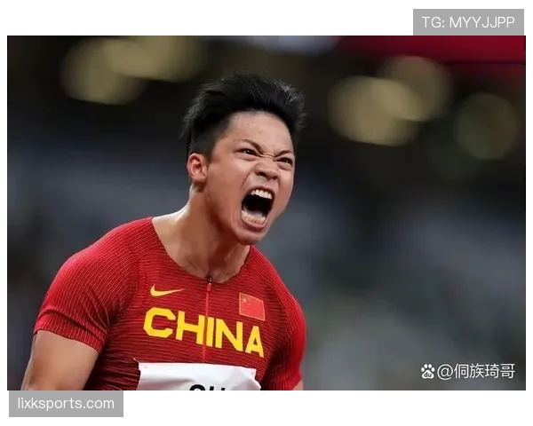 苏炳添比赛结束后直接抱娃,那反差感也太甜了吧! 苏炳添比赛结束后直接抱娃,那反差感也太甜了吧!